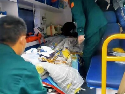 深圳到汕头救护车出租护送服务图2