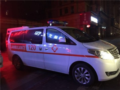 库尔勒私人救护车护送病人回家图1