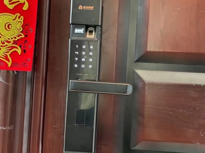 青县换锁芯安装指纹锁图6