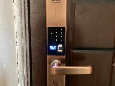 肇庆开保险柜安装指纹锁图1