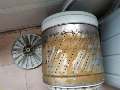 东阿清洗热水器哪家干净图1