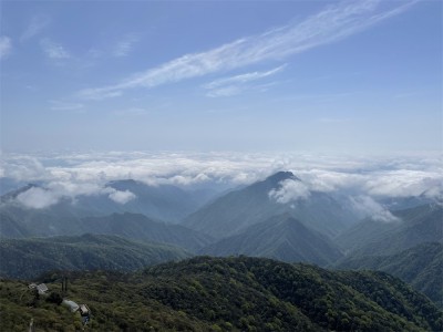 贵州贵阳旅游包车机场接送图1
