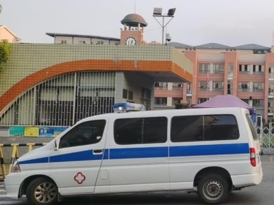铁门关救护车出租护送到库尔勒图1