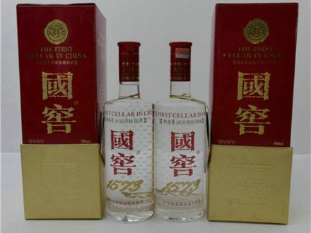 上海全区域名酒礼品回收，上门收洋酒茅台黄金虫草奢侈品购物卡